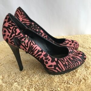 BCBGeneration Pink/Black Pattern Heels